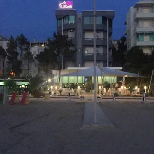 Hotel Ylli I Detit ****